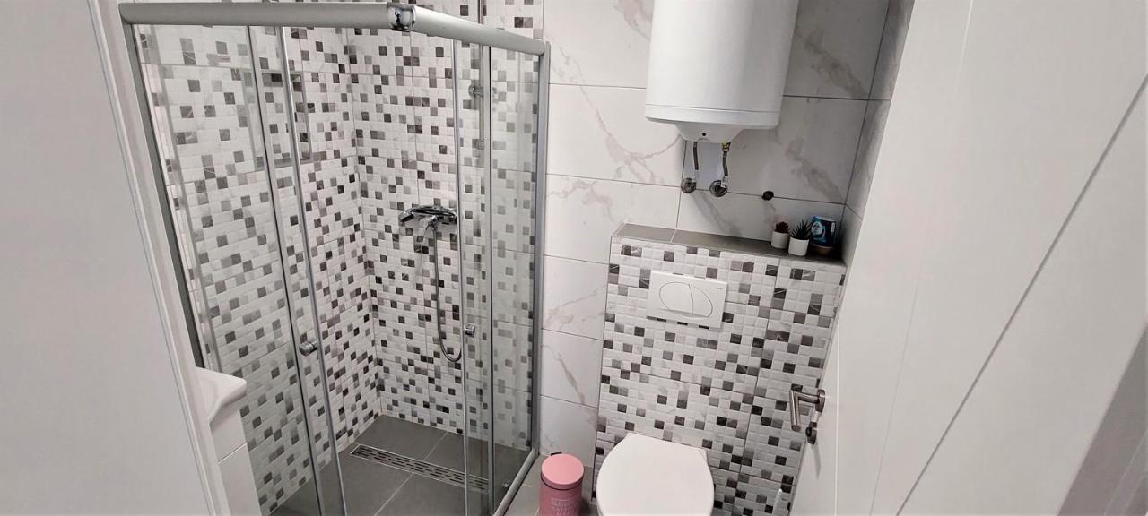 Vip Deluxe Apartment Arian Novalja Zewnętrze zdjęcie