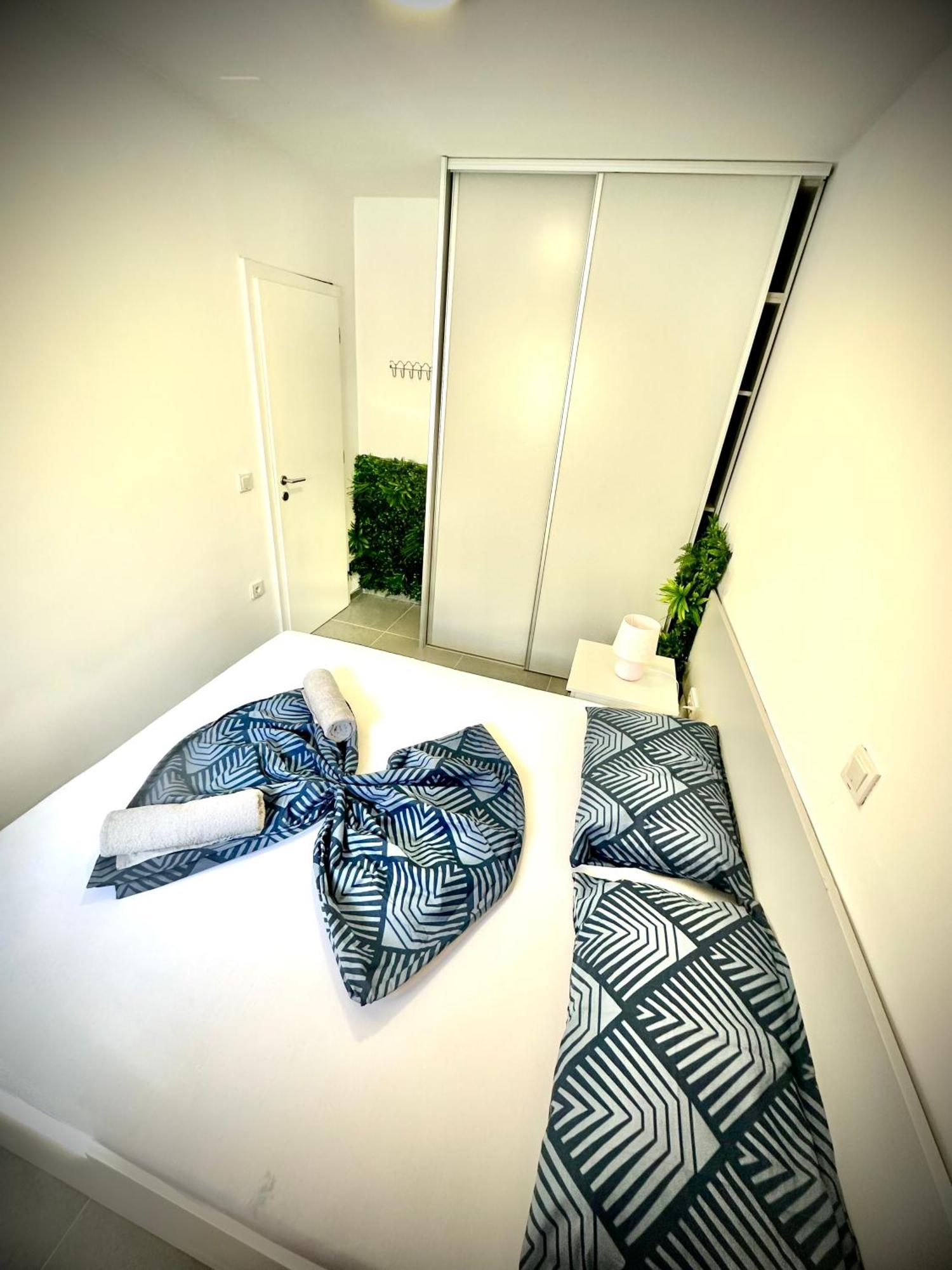 Vip Deluxe Apartment Arian Novalja Zewnętrze zdjęcie